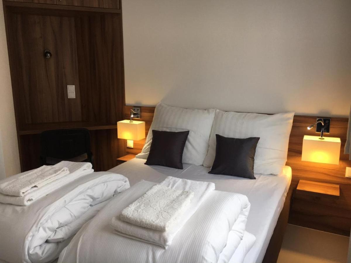 Deluxe Center Nowy Swiat *